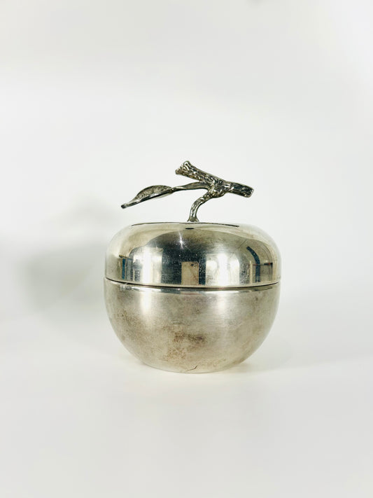 Versilberte Dose in Apfelform mit detaillierten Blattwerk, Italien 1970er Jahre