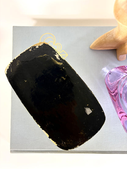 Handbemalte Schmuckschachtel mit Deckel aus lackiertem Kashmiri-Pappmaché mit floralen Muster