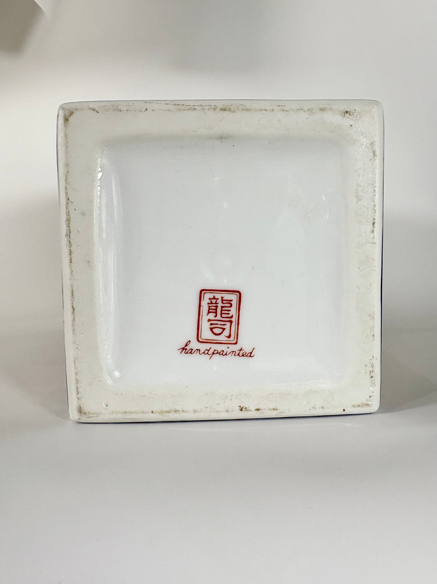 Große handbemalte Chinesische Flaschenvase aus Porzellan mit Signatur