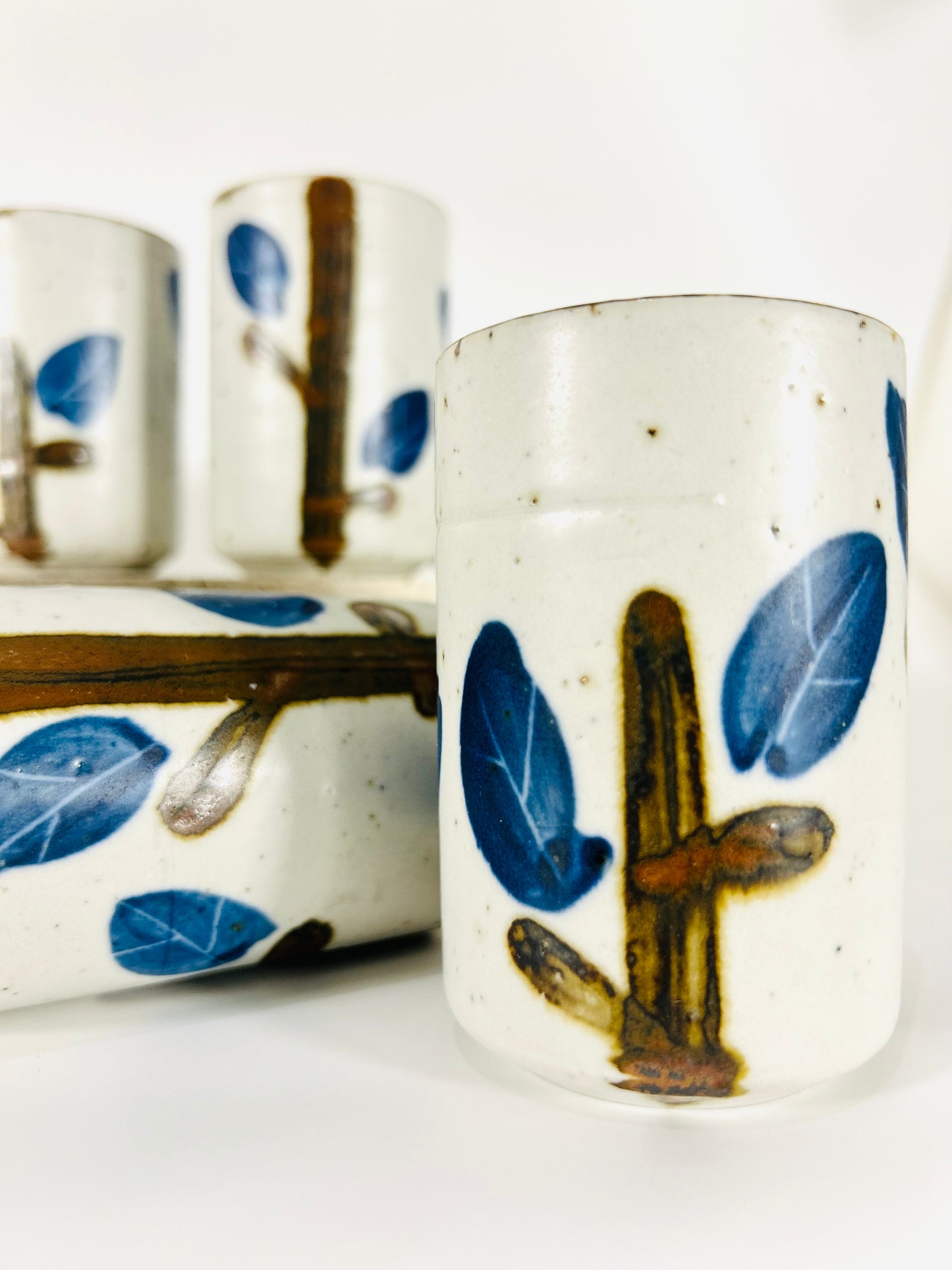 Japanische OMC Otagiri Sake Becher aus Steingut mit mattem finish (6er Set)