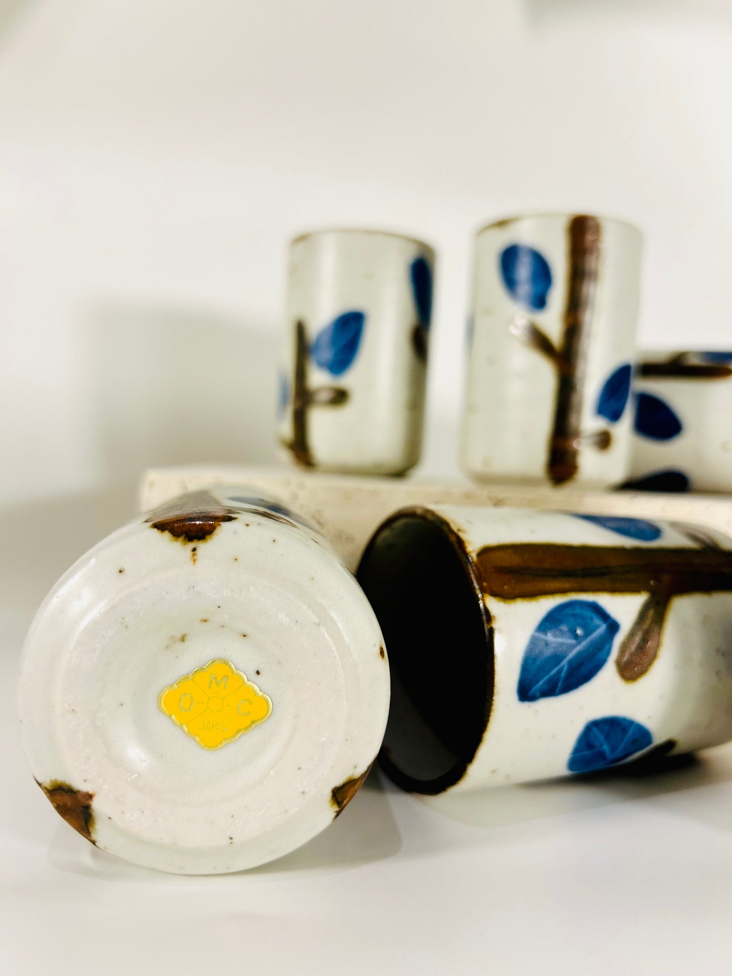 Japanische OMC Otagiri Sake Becher aus Steingut mit mattem finish (6er Set)