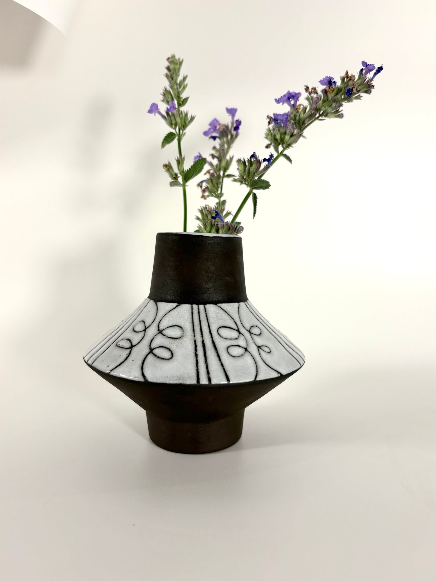 Inge Böttger Ufo Vase (signiert BKW), West Germany Hamburg-Wandsbek 1960er Jahre